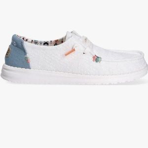 HEY DUDE Wendy Boho white crochet